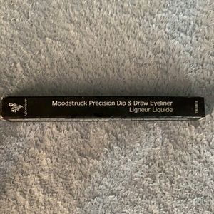 NIB Younique liquid eye liner - black - final markdown